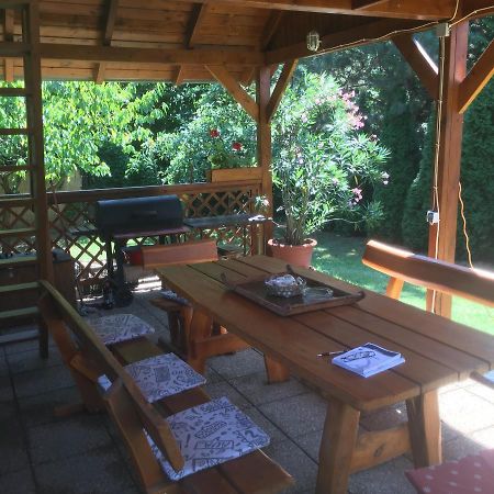 Pakasz Nyaralohaz Villa Tiszafured Bagian luar foto