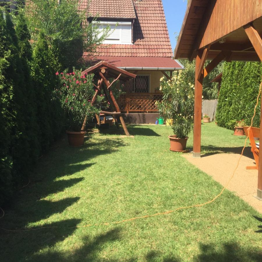 Pakasz Nyaralohaz Villa Tiszafured Bagian luar foto